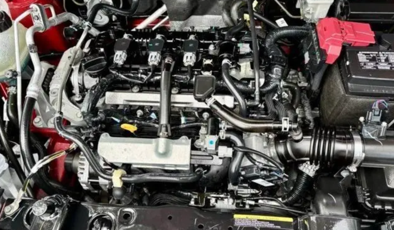 2024 Nissan Kicks SV full