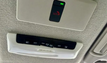 2024 Nissan Kicks SV full
