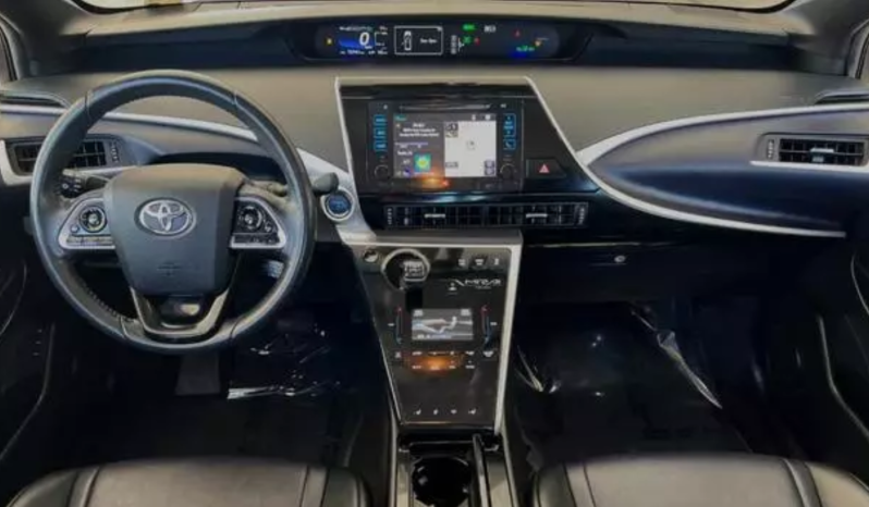 2017 Toyota Mirai Base full