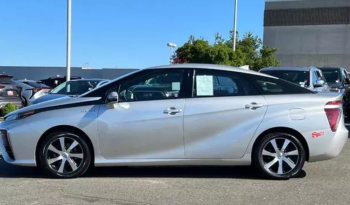 2017 Toyota Mirai Base full