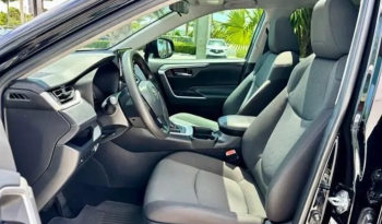 2021 Toyota RAV4 XLE full