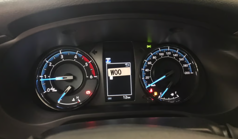 2025 Toyota Hilux Double Cab Revo Conquest 2.8L Diesel full