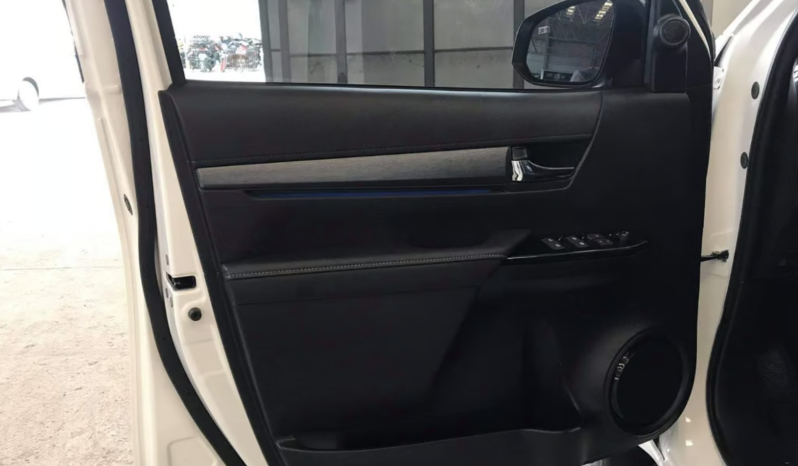 2025 Toyota Hilux Double Cab Revo Conquest 2.8L Diesel full