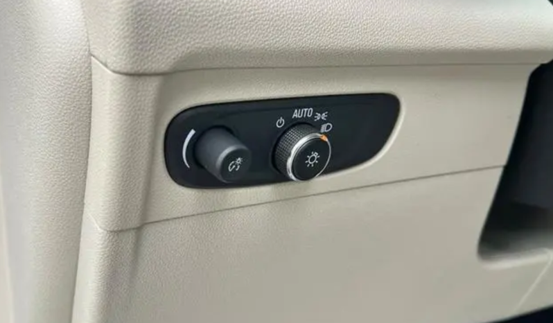2022 Buick Envision Essence full