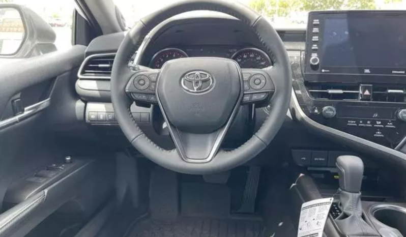 2022 Toyota Camry XSE full