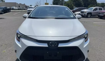 2022 Toyota Corolla LE full