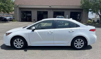 2022 Toyota Corolla LE full