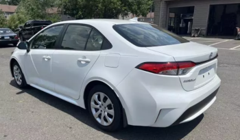 2022 Toyota Corolla LE full