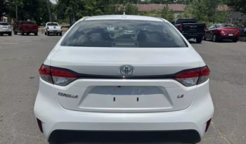 2022 Toyota Corolla LE full