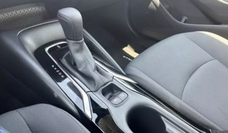 2022 Toyota Corolla LE full