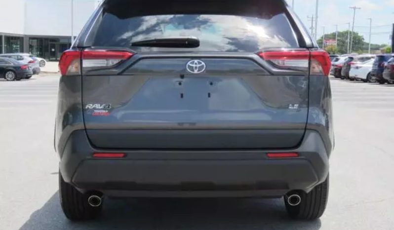 2022 Toyota RAV4 LE full