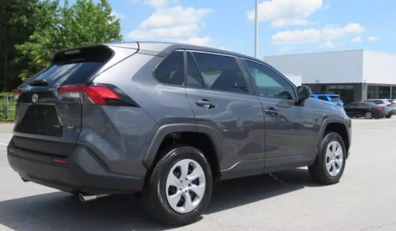 2022 Toyota RAV4 LE full