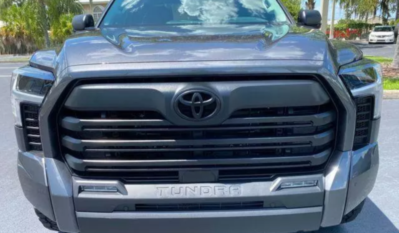 2022 Toyota Tundra SR5 full