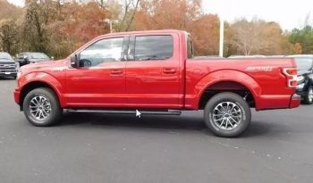 2020 Ford F-150 XLT Crew Cab full