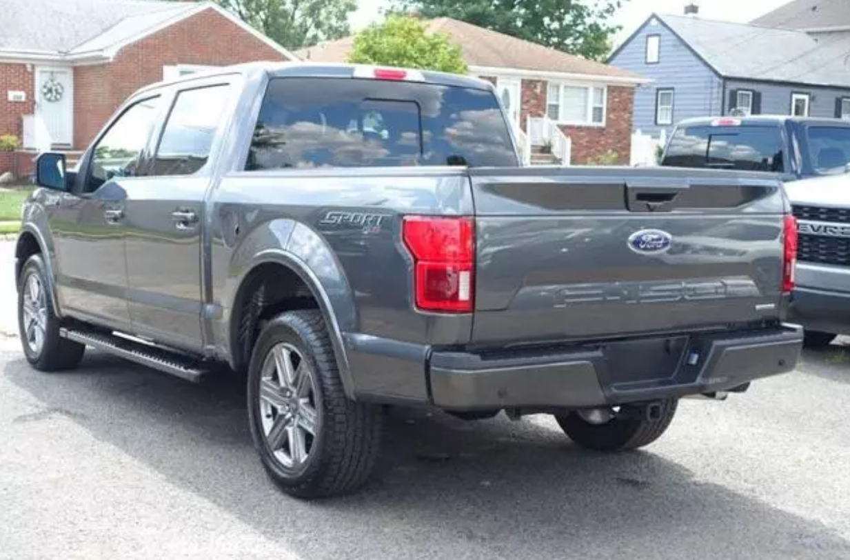 2020 Ford F-150 Lariat - UCES MOTORS