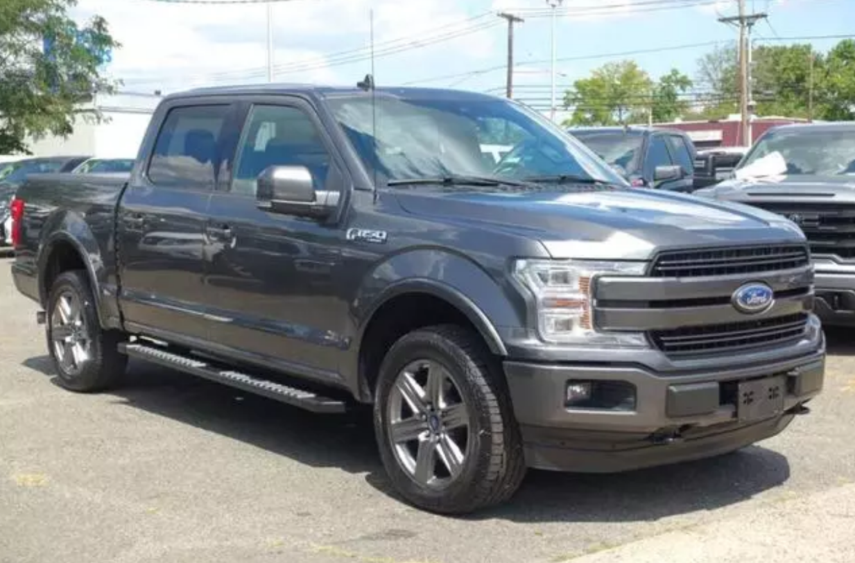 2020 Ford F-150 Lariat - UCES MOTORS