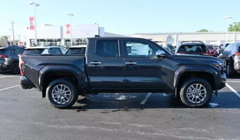 2024 Toyota Tacoma Limited full