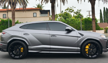 2020 Lamborghini Urus Base full