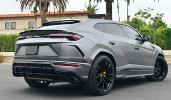 2020 Lamborghini Urus Base full