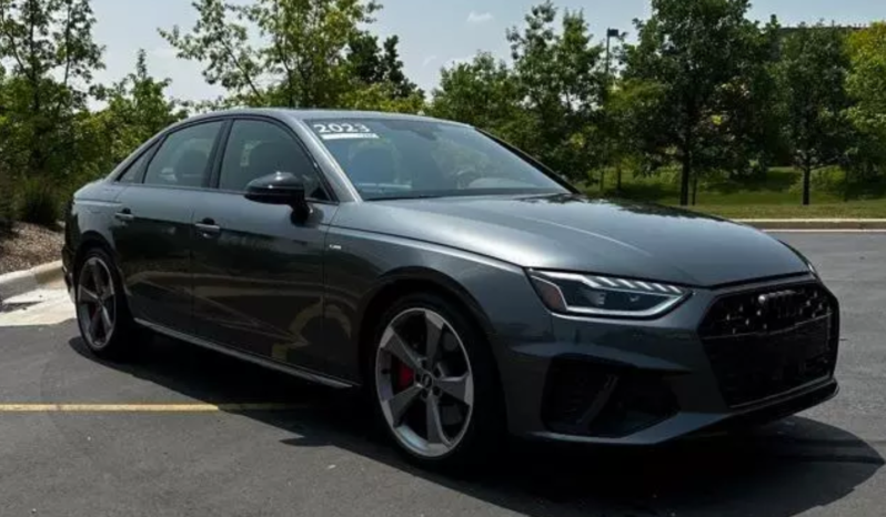 2023 Audi A4 45 S line quattro Premium full