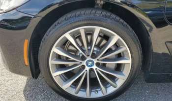 2022 BMW 530e Base full