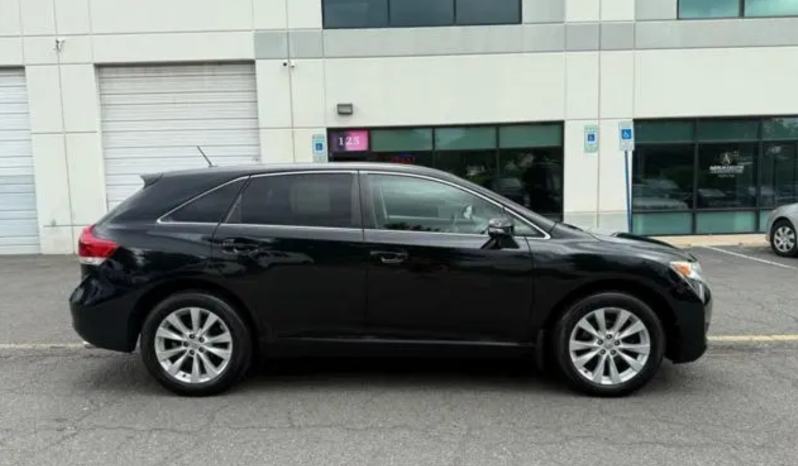 2015 Toyota Venza LE full