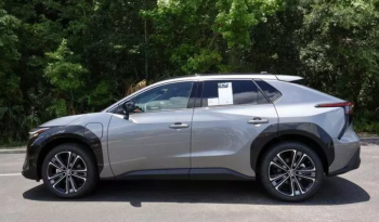 2024 Toyota bZ4X Limited full