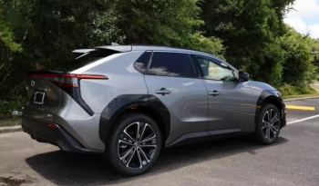2024 Toyota bZ4X Limited full
