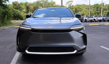 2024 Toyota bZ4X Limited full