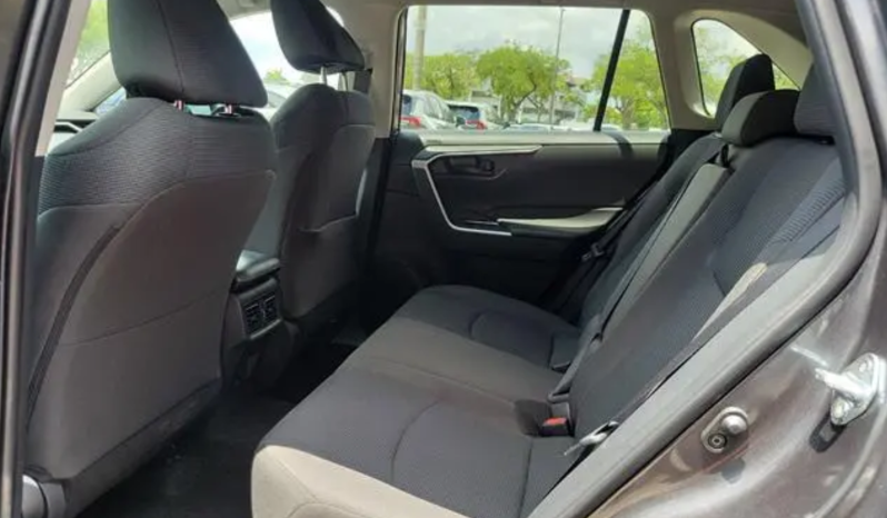 2025 Toyota RAV4 LE full