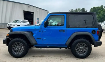 2025 Jeep Wrangler Sport full