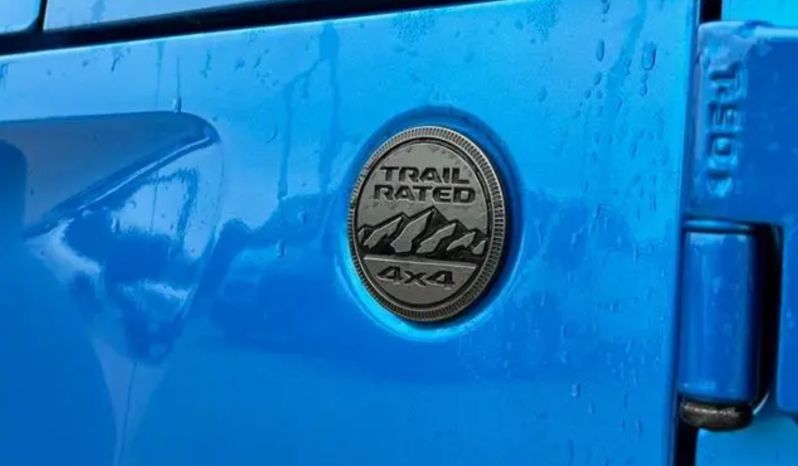 2025 Jeep Wrangler Sport full