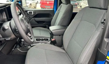 2025 Jeep Wrangler Sport full