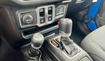 2025 Jeep Wrangler Sport full