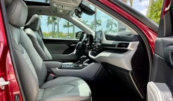 2022 Toyota Highlander XLE full