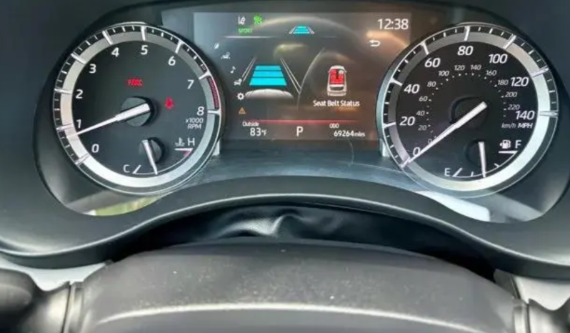 2022 Toyota Highlander XLE full
