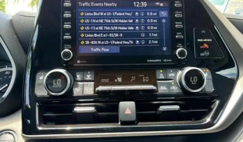 2022 Toyota Highlander XLE full