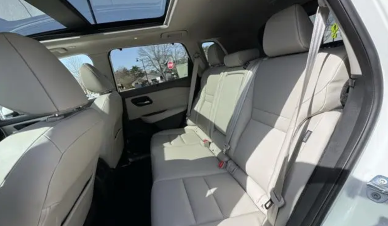 2022 Nissan Rogue SV full
