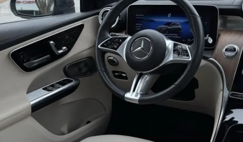 2023 Mercedes-Benz GLC 300 4MATIC full