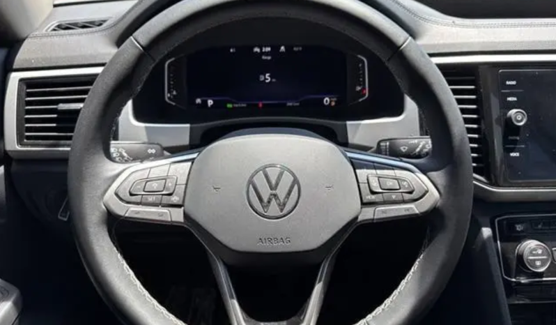 2022 Volkswagen Atlas 3.6L SE w/Technology full