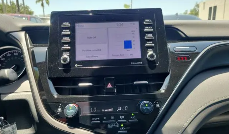 2024 Toyota Camry LE full