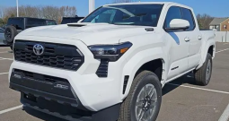 2025 Toyota Tacoma Hybrid TRD Sport