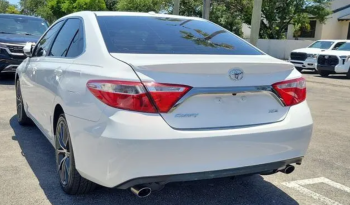 2015 Toyota Camry XSE full