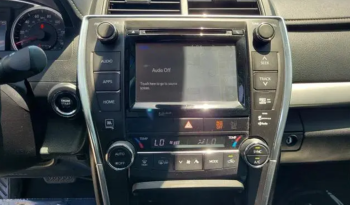 2015 Toyota Camry XSE full