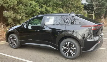 2025 Toyota bZ4X XLE full
