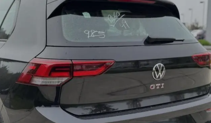 2025 Volkswagen Golf GTI 2.0T SE DSG full