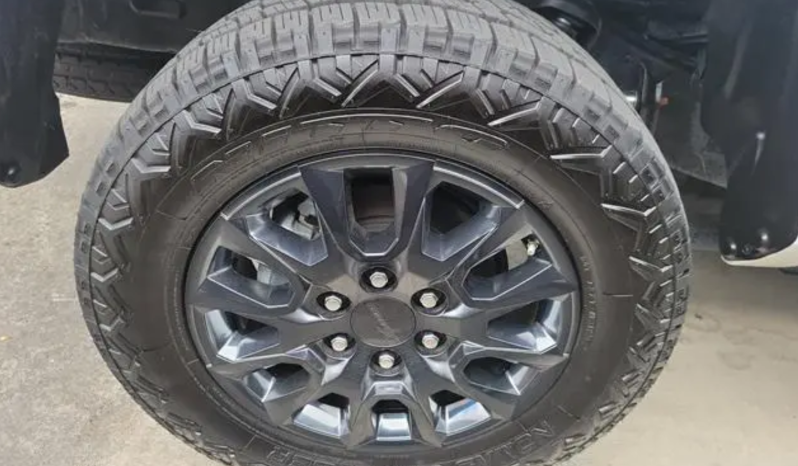 2024 Toyota Tacoma SR5 full