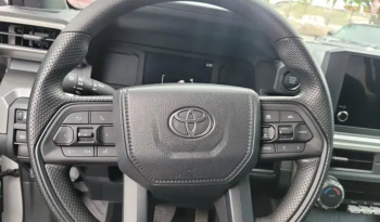 2024 Toyota Tacoma SR5 full