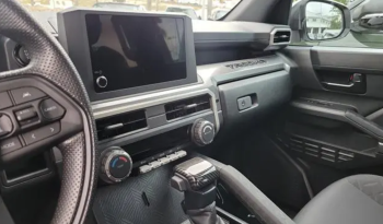 2024 Toyota Tacoma SR5 full