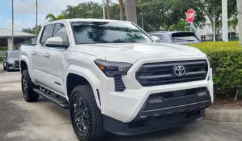 2024 Toyota Tacoma SR5 full
